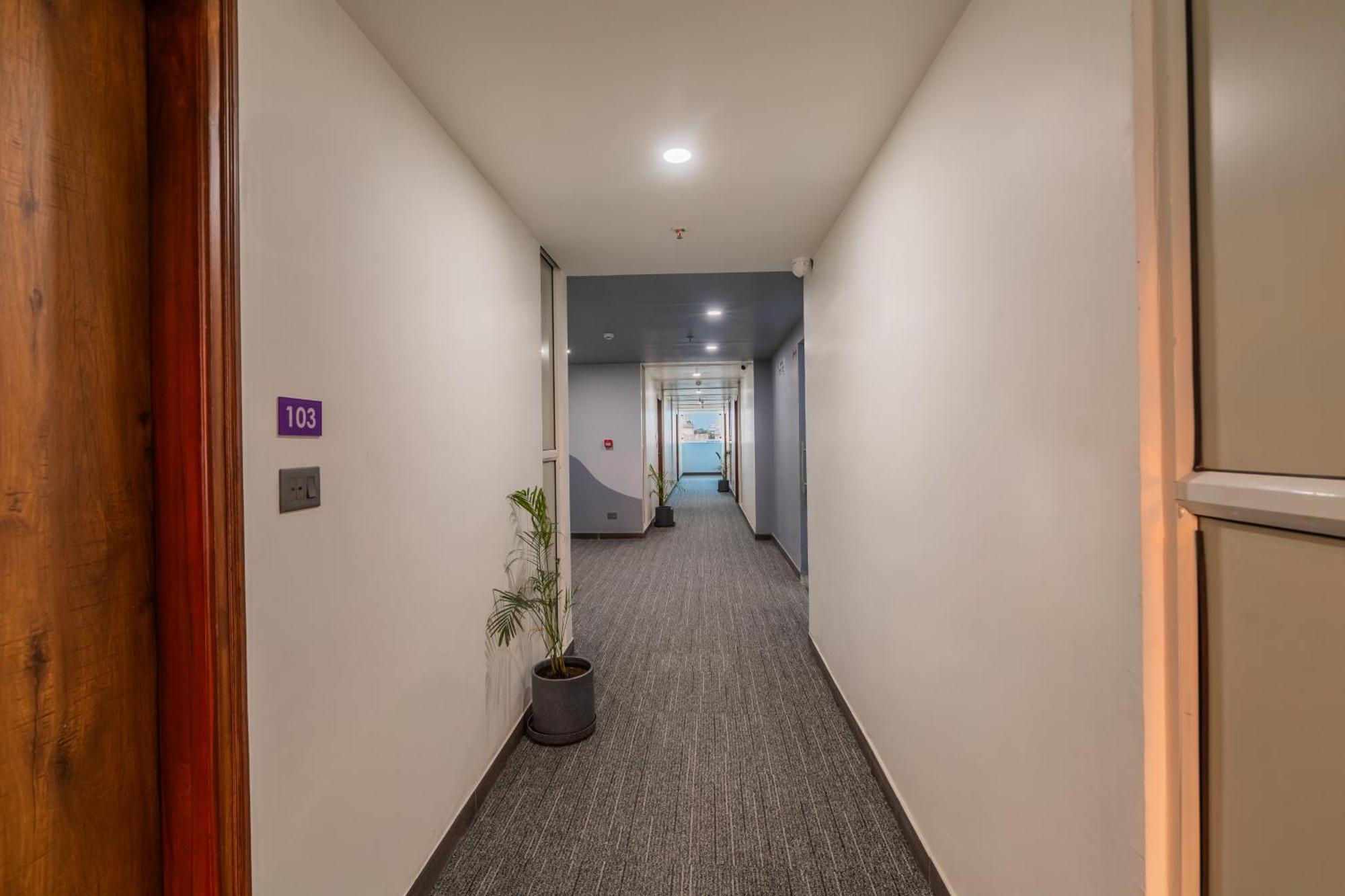 Clarks Inn Suites Jaipur Dış mekan fotoğraf